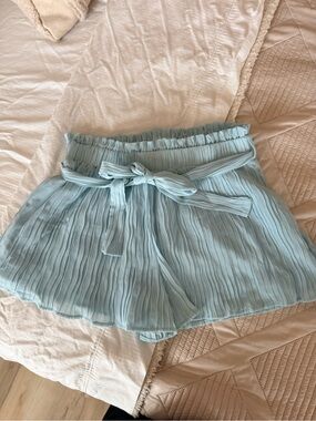Light Blue Pleated Waist-Tie Women's Shorts